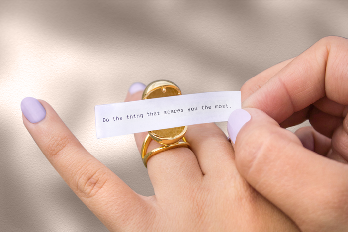 Star sign jewelry that holds a quote